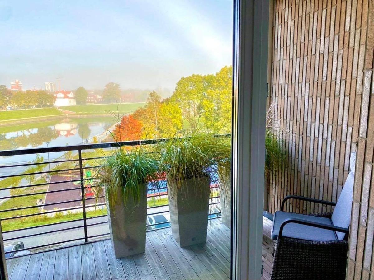 Apartamentai Felikso Namai Κλαϊπέντα Εξωτερικό φωτογραφία